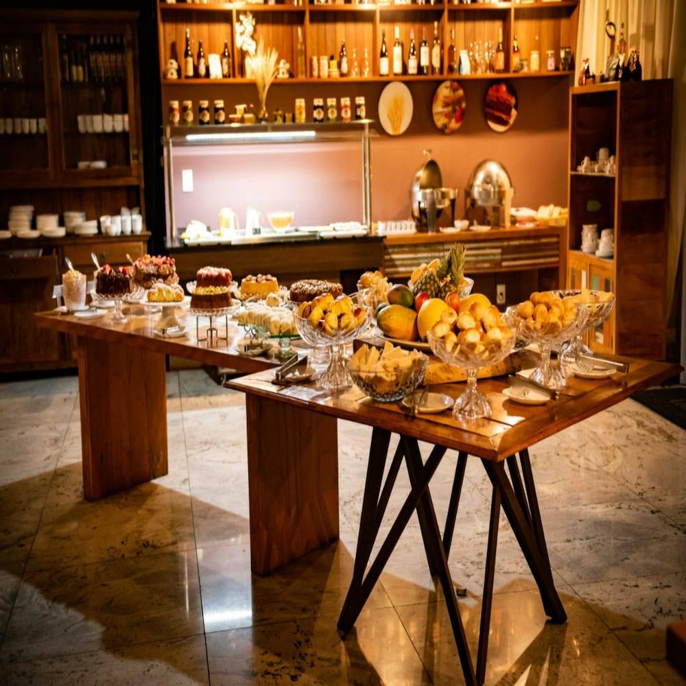 Allia Gran Pampulha Suites เบโลโอรีซอนชี ภายนอก รูปภาพ