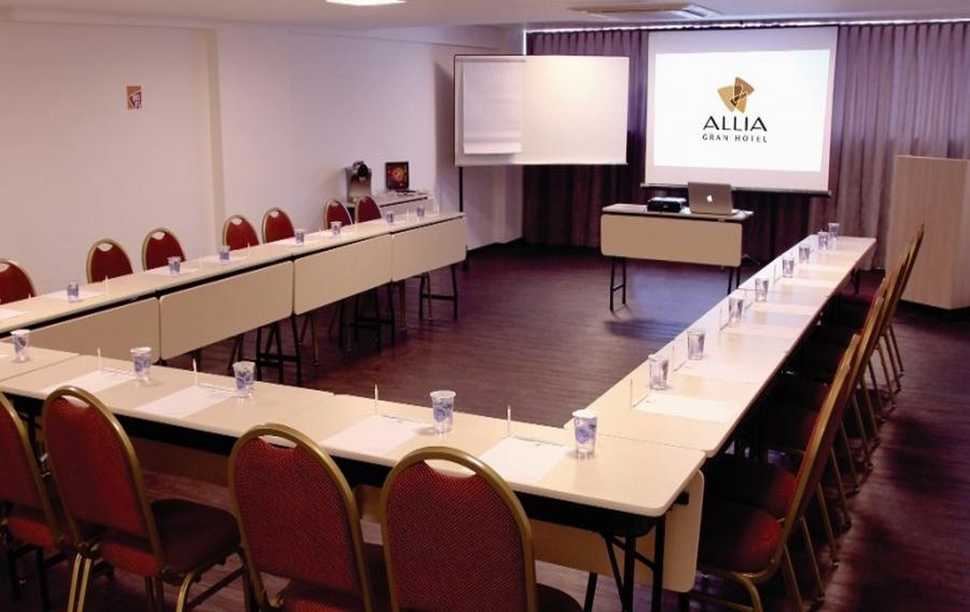 Allia Gran Pampulha Suites เบโลโอรีซอนชี ภายนอก รูปภาพ